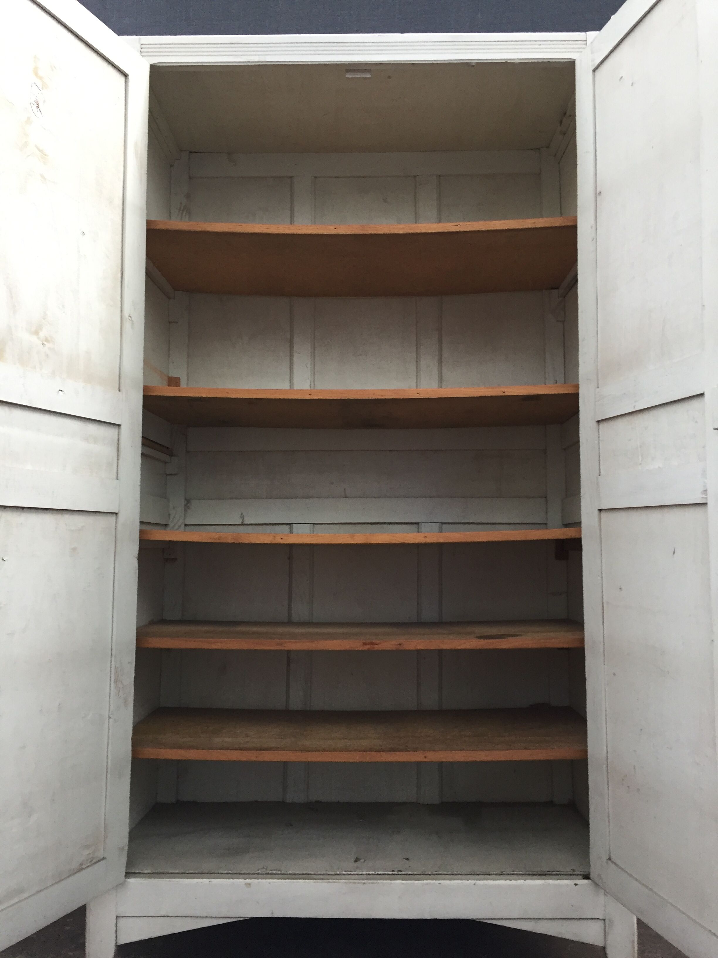 Cabinet Paris vintage