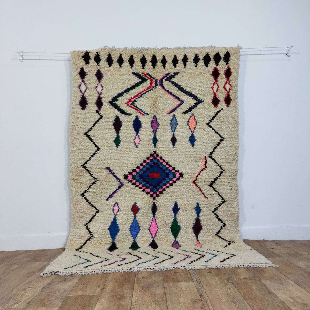 Handmade wool Berber rug 236x152cm
