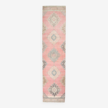 Shades Of Pink Vintage Runner Rug