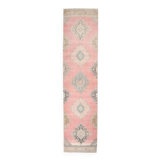 Shades Of Pink Vintage Runner Rug