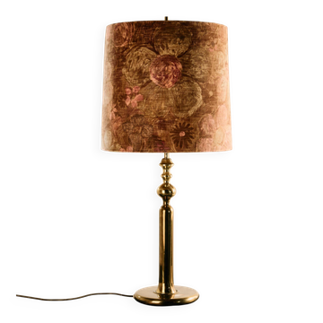 Brass table lamp