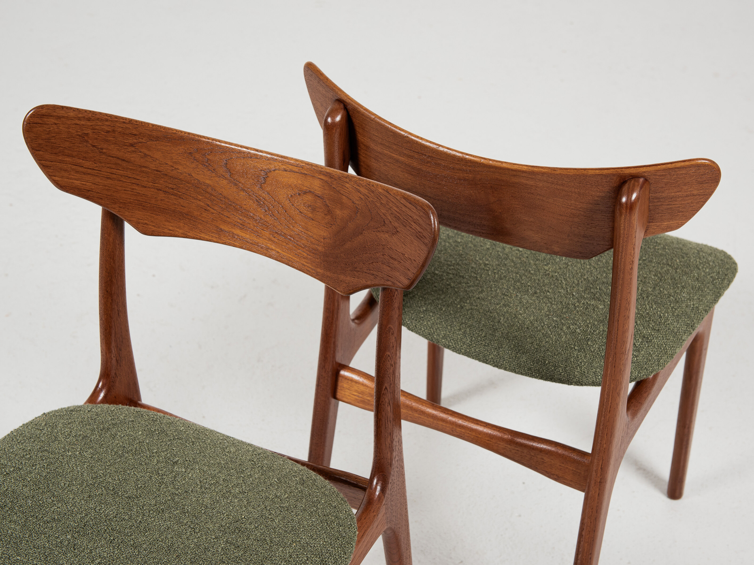 10 chairs in teak by Schiønning & Elgaard 1960s