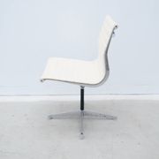Charles & Ray Eames "EA 105" chairs for Herman Miller in leather, 1970