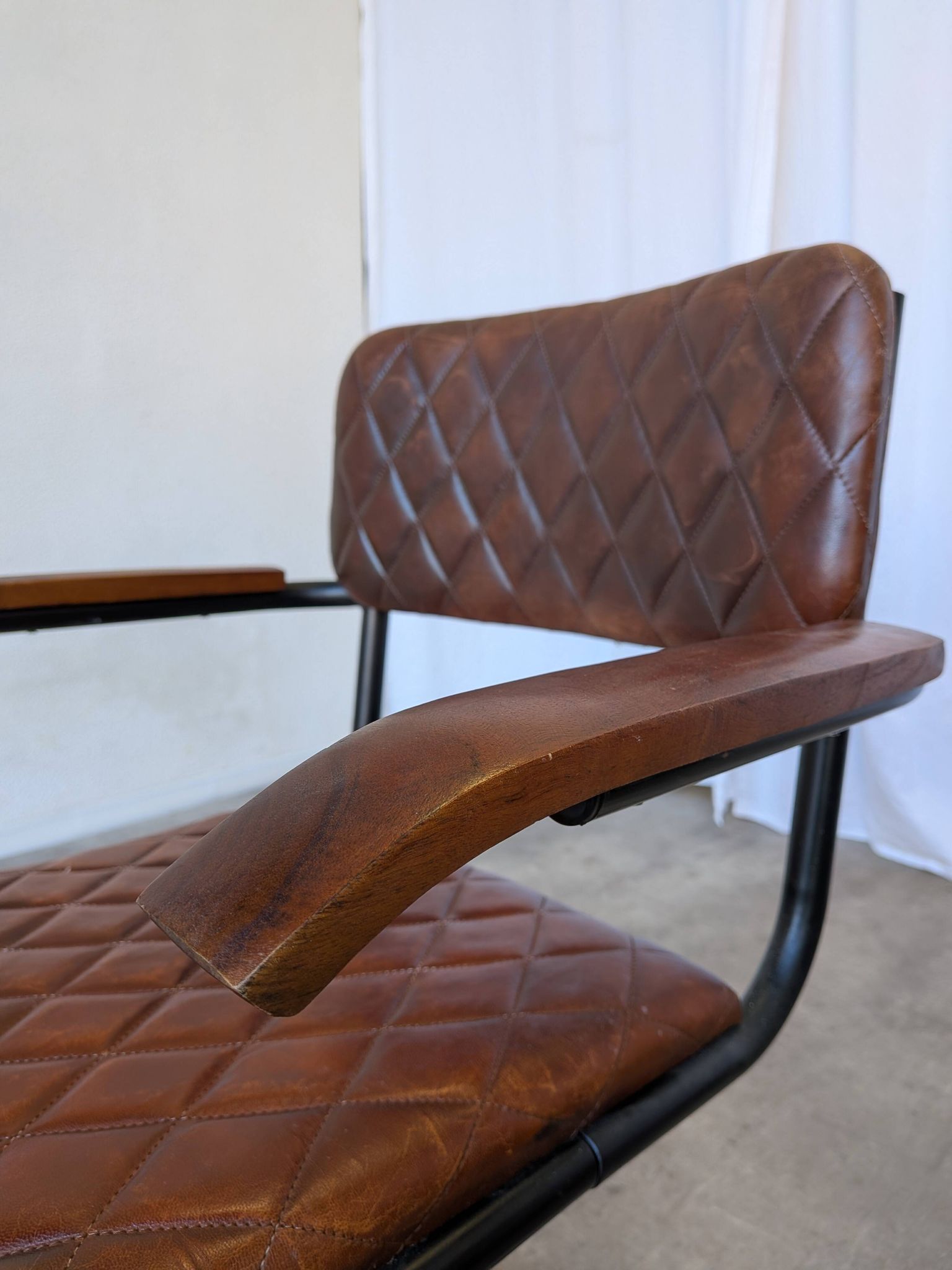 Chaise de salle à manger en cuir matelassé vintage : fauteuil de bureau industriel