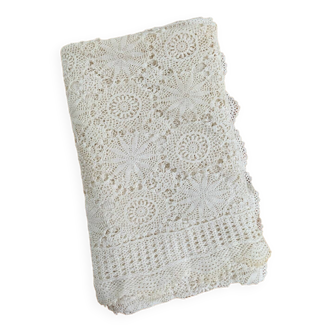 Crochet bedspread