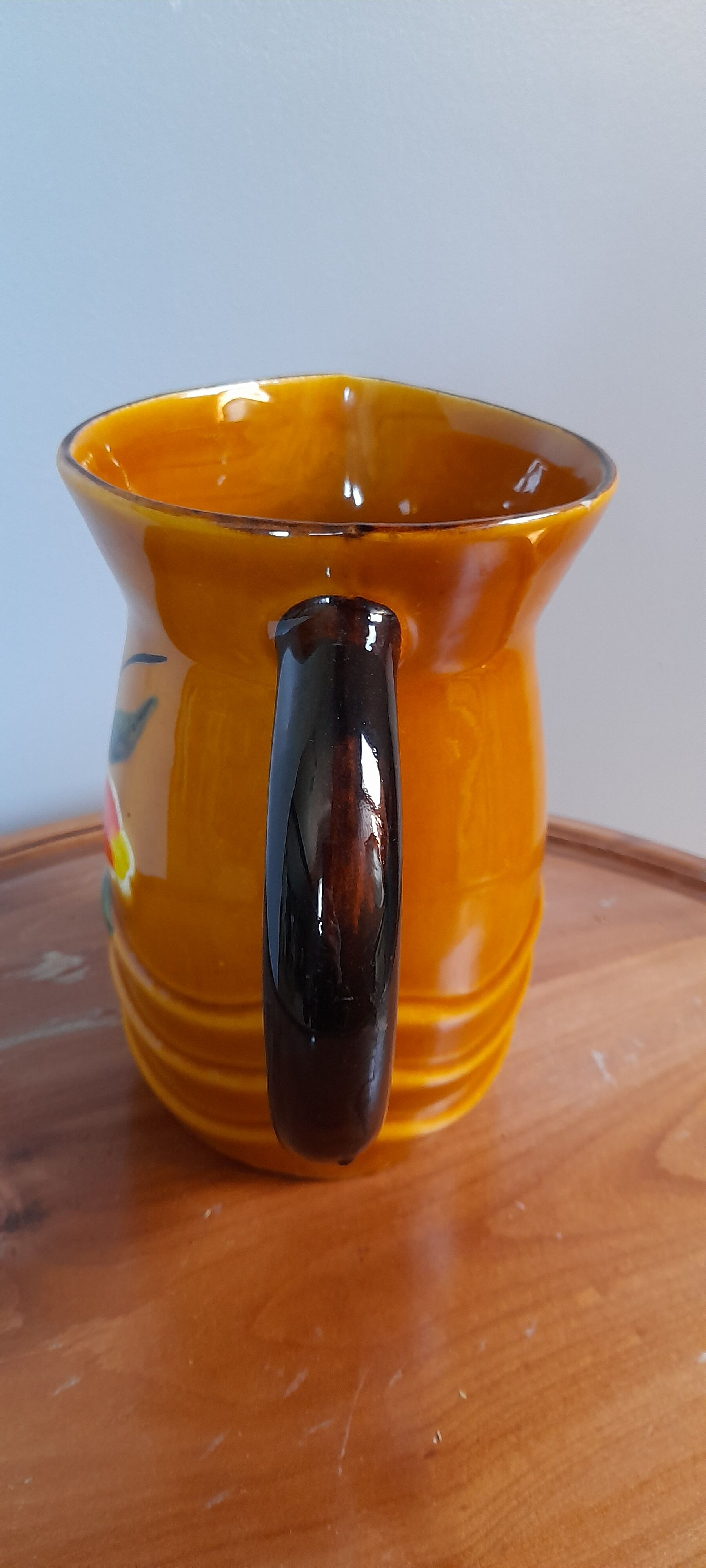 Pitcher flower signed PL France undulate