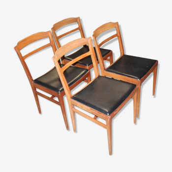 Lot de quatre chaises scandinaves