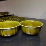 Serving of 6 oyster plates with butter and 2 Ramekins from Gien