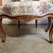 Pair of Louis XV style armchairs - In carved and moulded wood with flowers