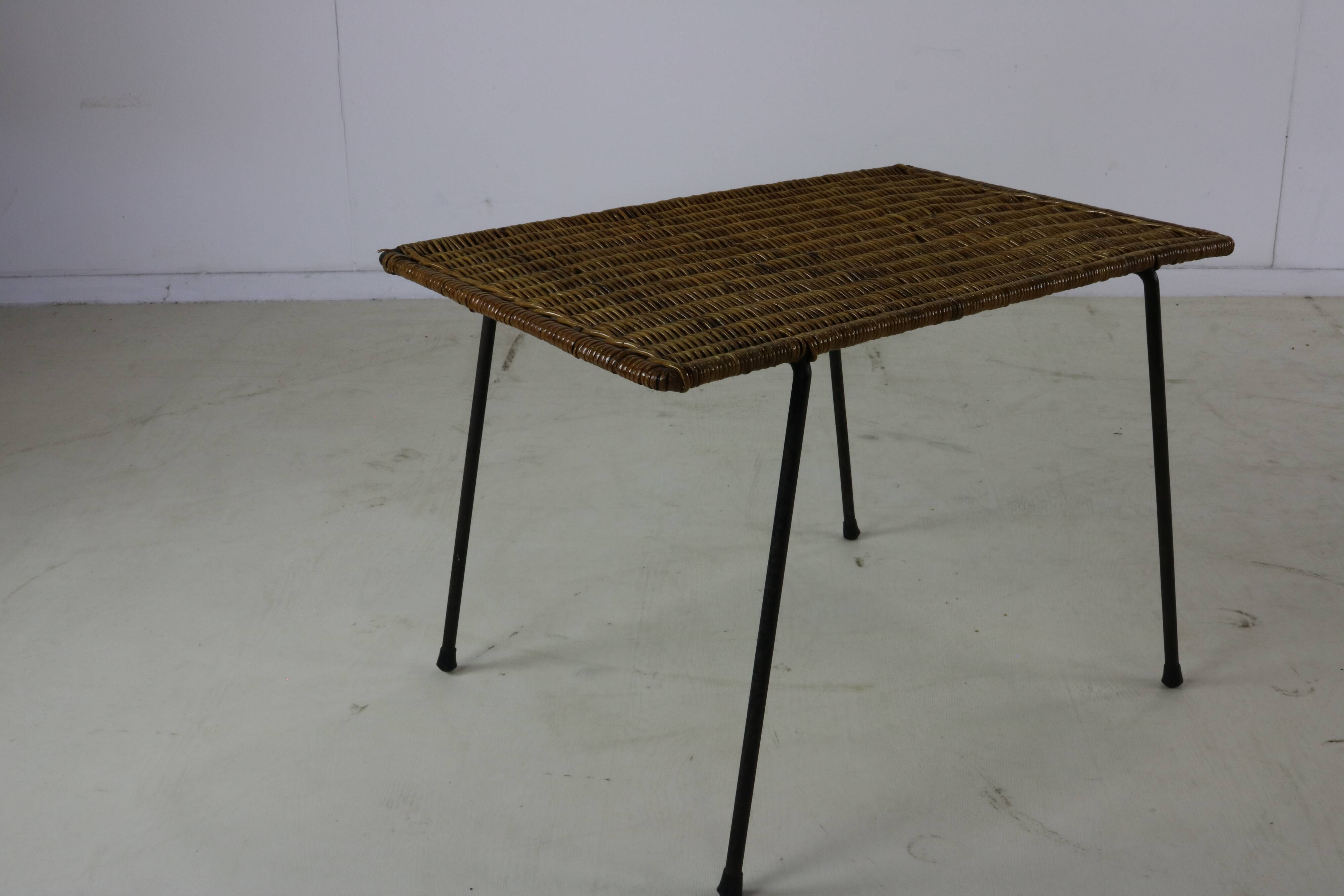 Table basse, d'appoint en rotin, Italie milieu du siècle