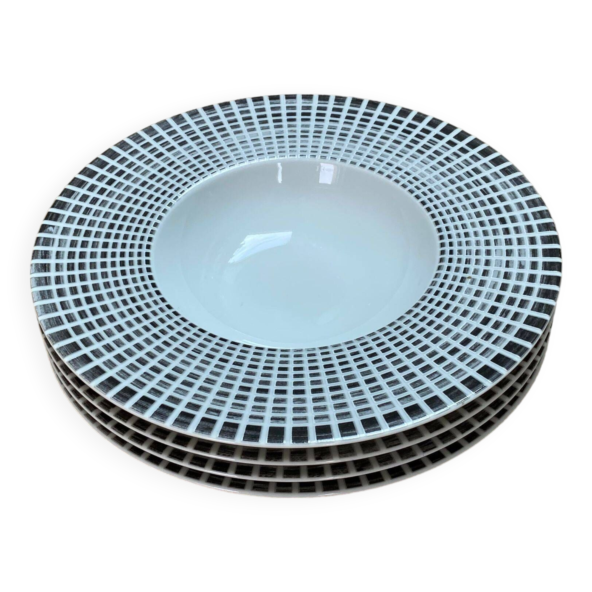 4 porcelain soup plates Table passion collection Noir Astral