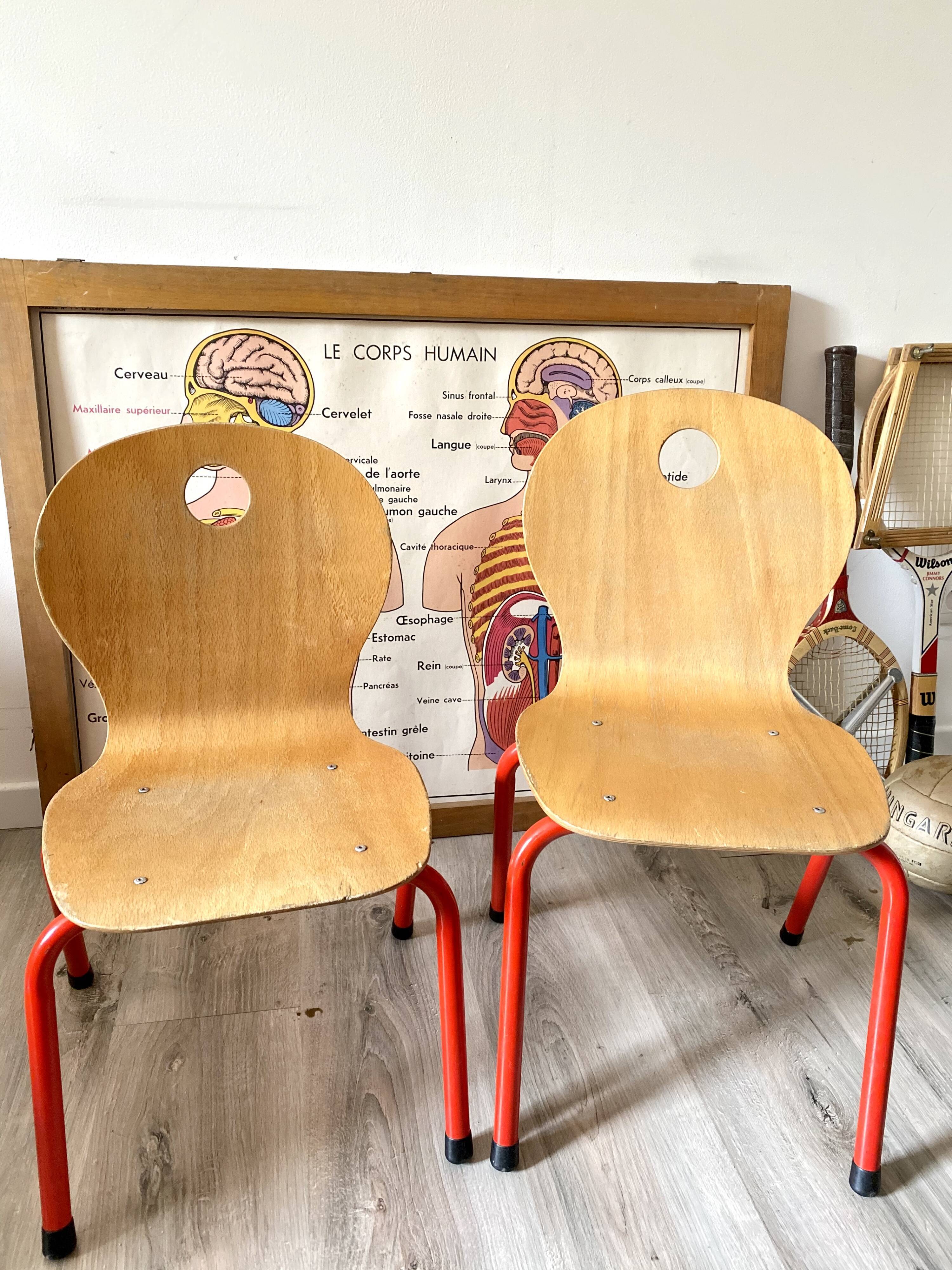 Paire de chaises enfant bois et metal rouge