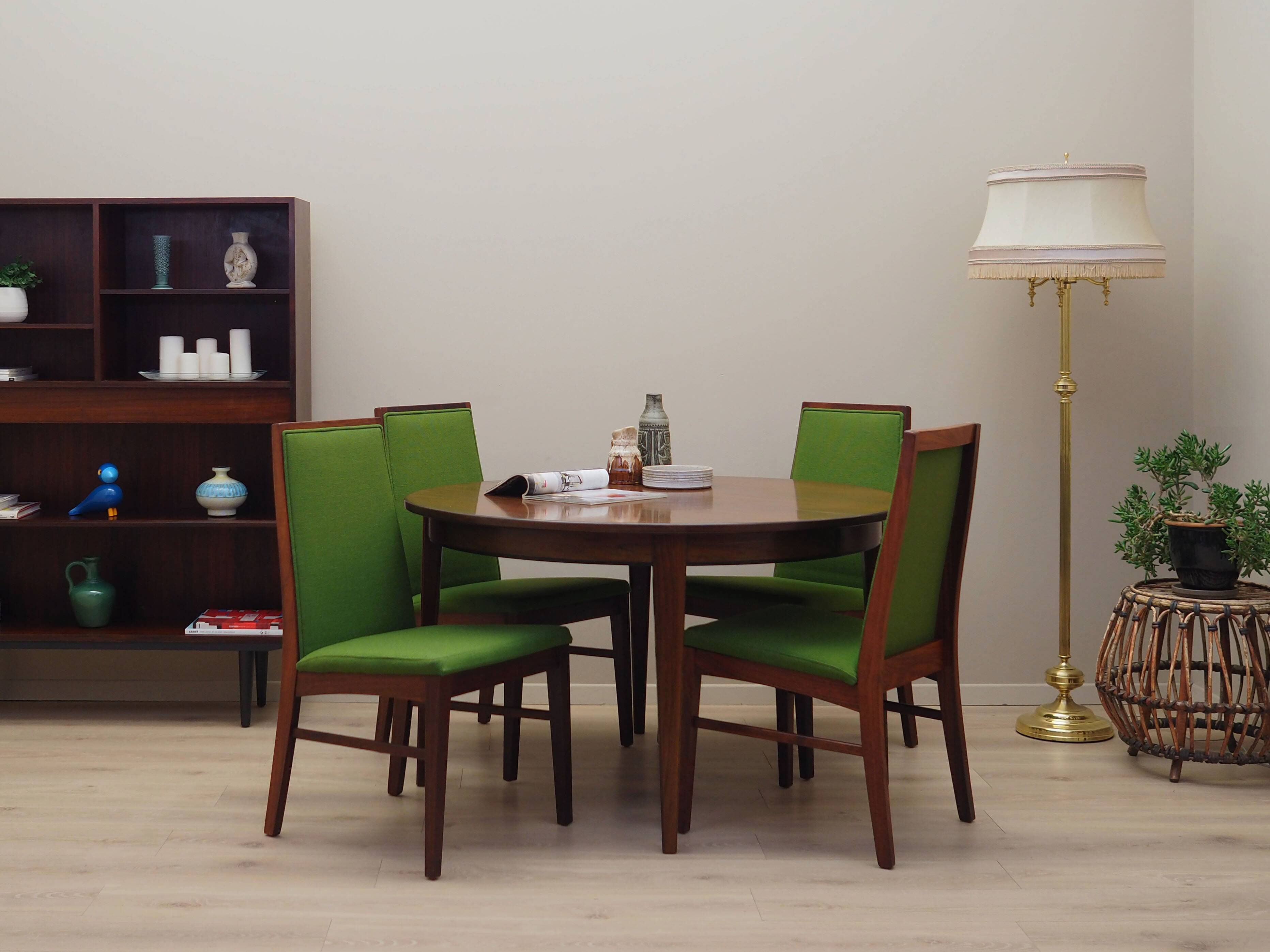 Ensemble de quatre chaises en palissandre, design danois, années 1970, éditeur : Dyrlund