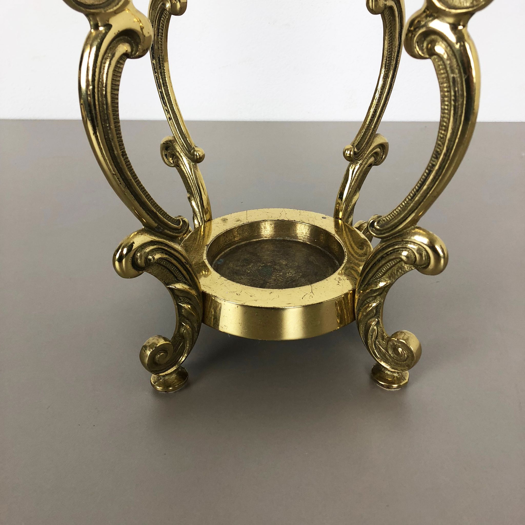 Hollywood Regency solid brass umbrella stand, Italy, 1970s