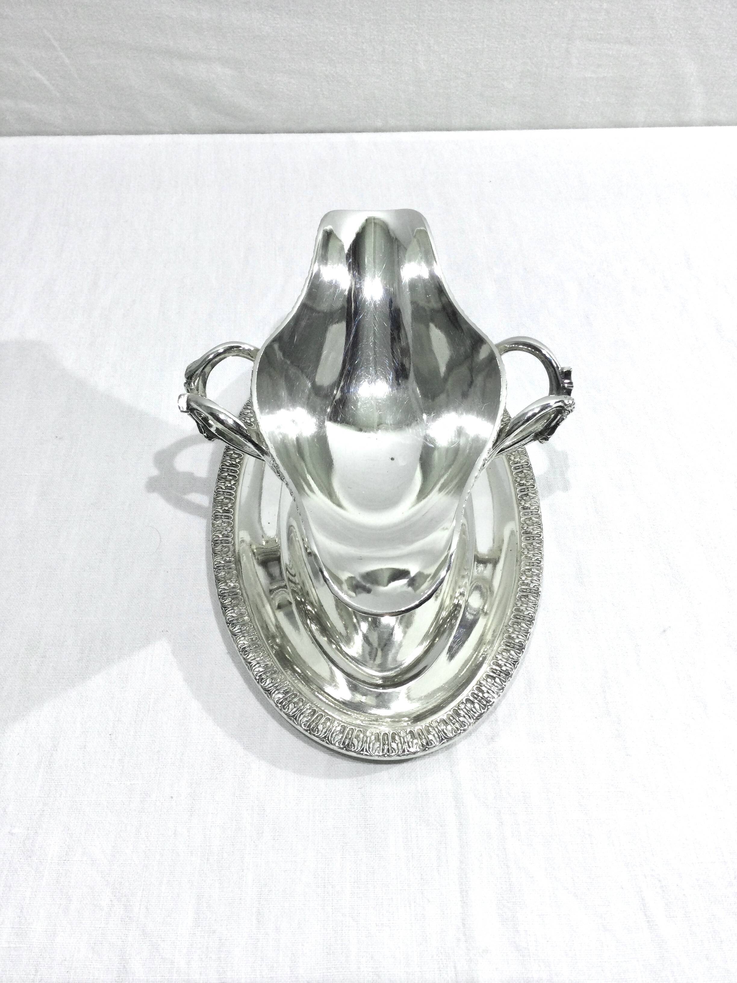 Nicolas Bourgeois – Silver Metal Gravy Boat