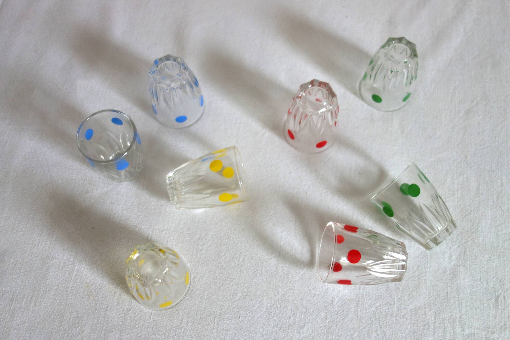 Typical polka dot liquor service from the 50s