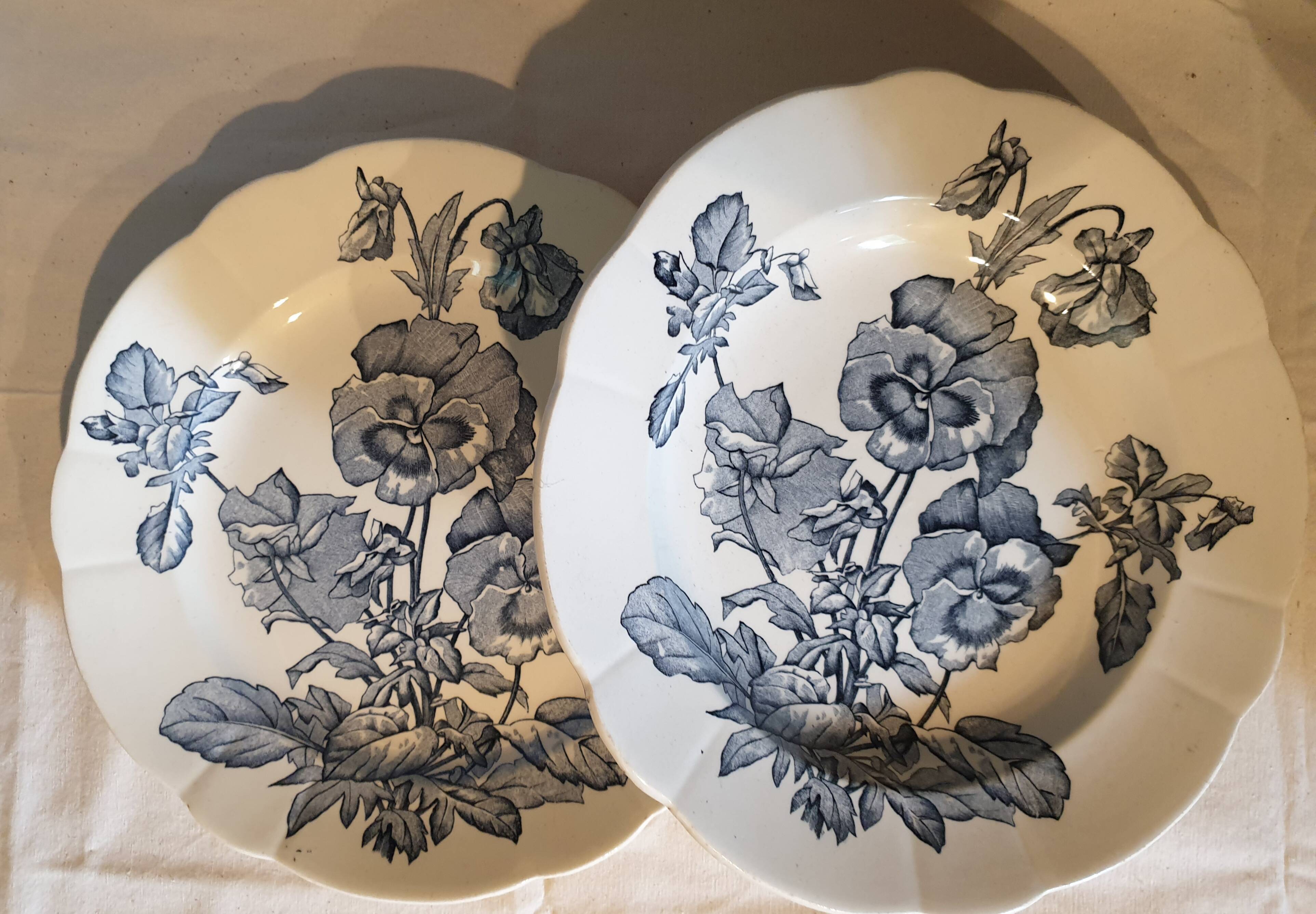 Dishes duo Longchamps Robert Charbonnier end 19th