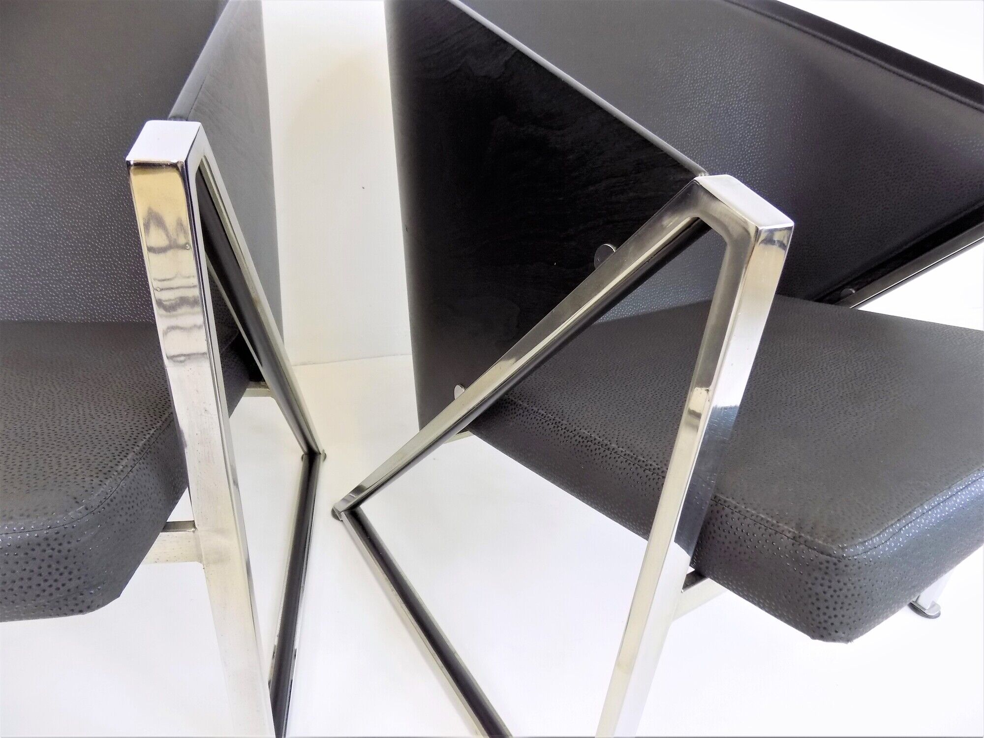 Inno Oy Set of 2 Mondi Armchairs by Jouko Jarvisalo