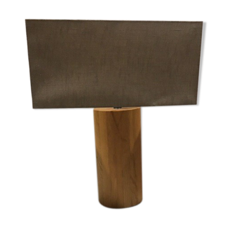 Lamp with solid oak foot