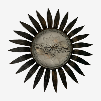 Wall lamp in the shape of a sun or flower, in metal and glass, 1950