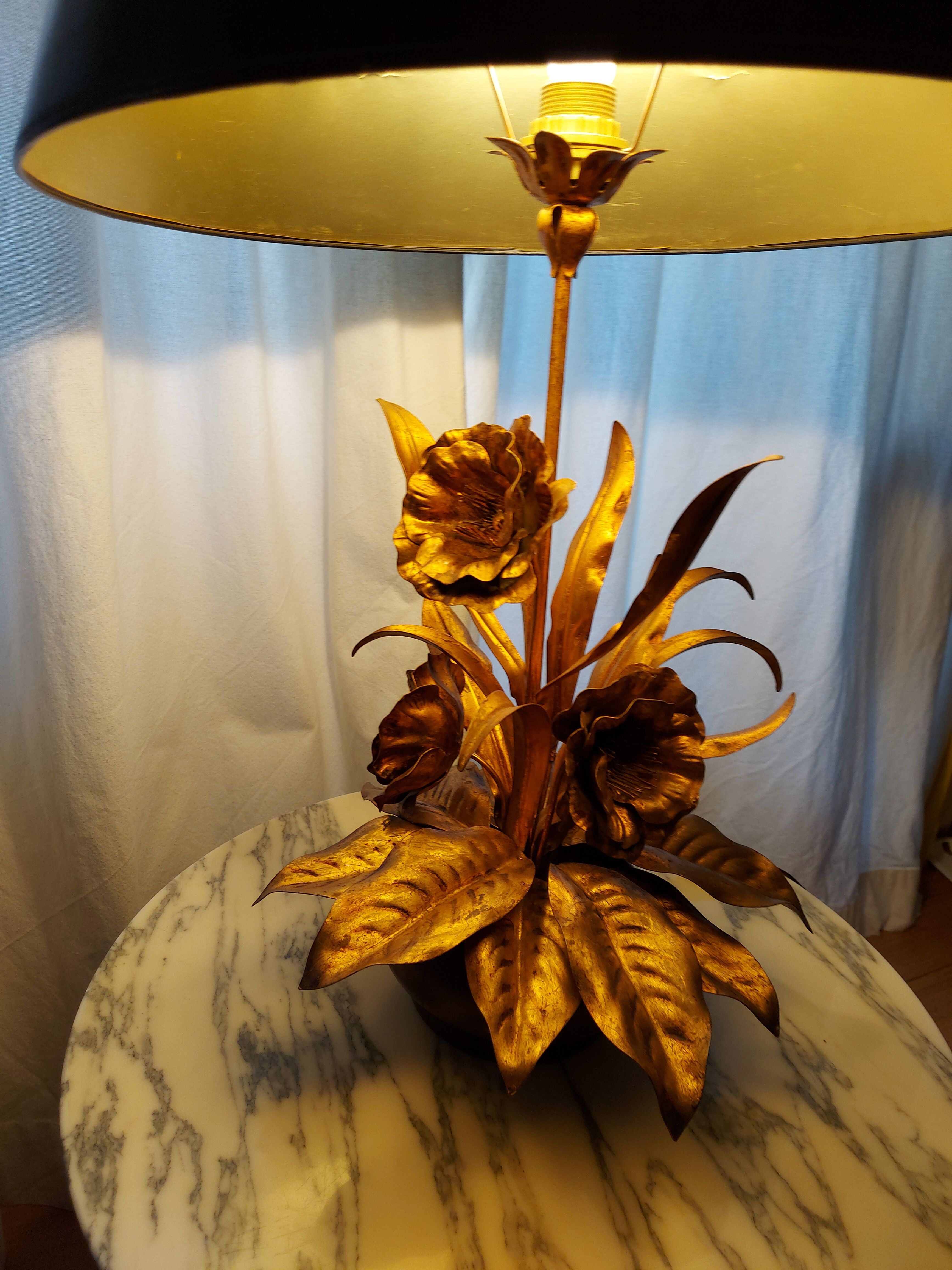 Large lamp, bouquet of vintage anemone flowers, gold metal, Hans Kogl