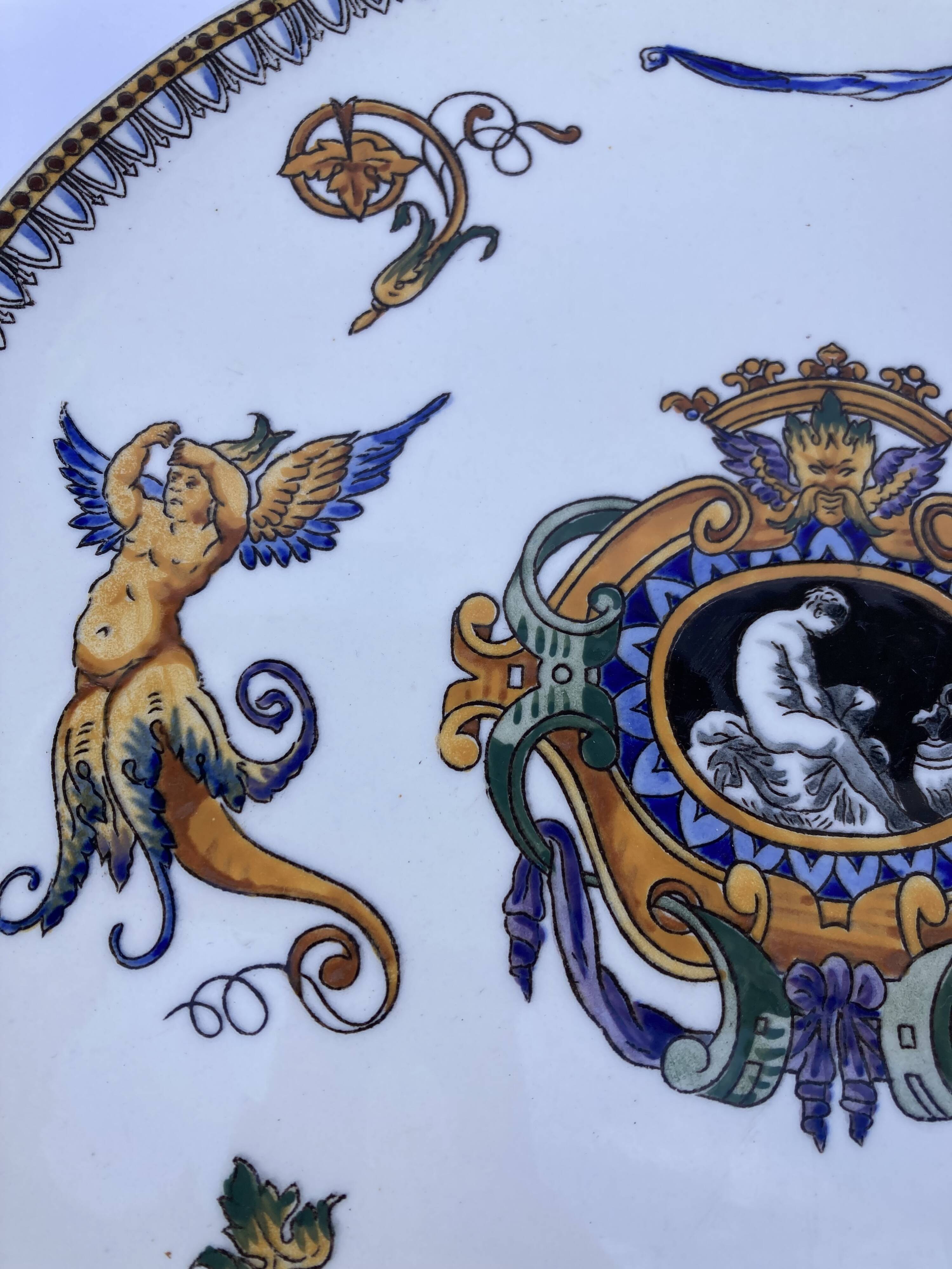 Decorative plate in Gien earthenware in Italian Renaissance style.
