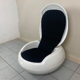 Peter Ghyczy - Ghyczy Novo - Ghyzcy Garden Egg