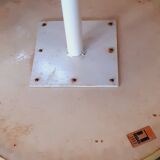 Tulip-shaped side table.