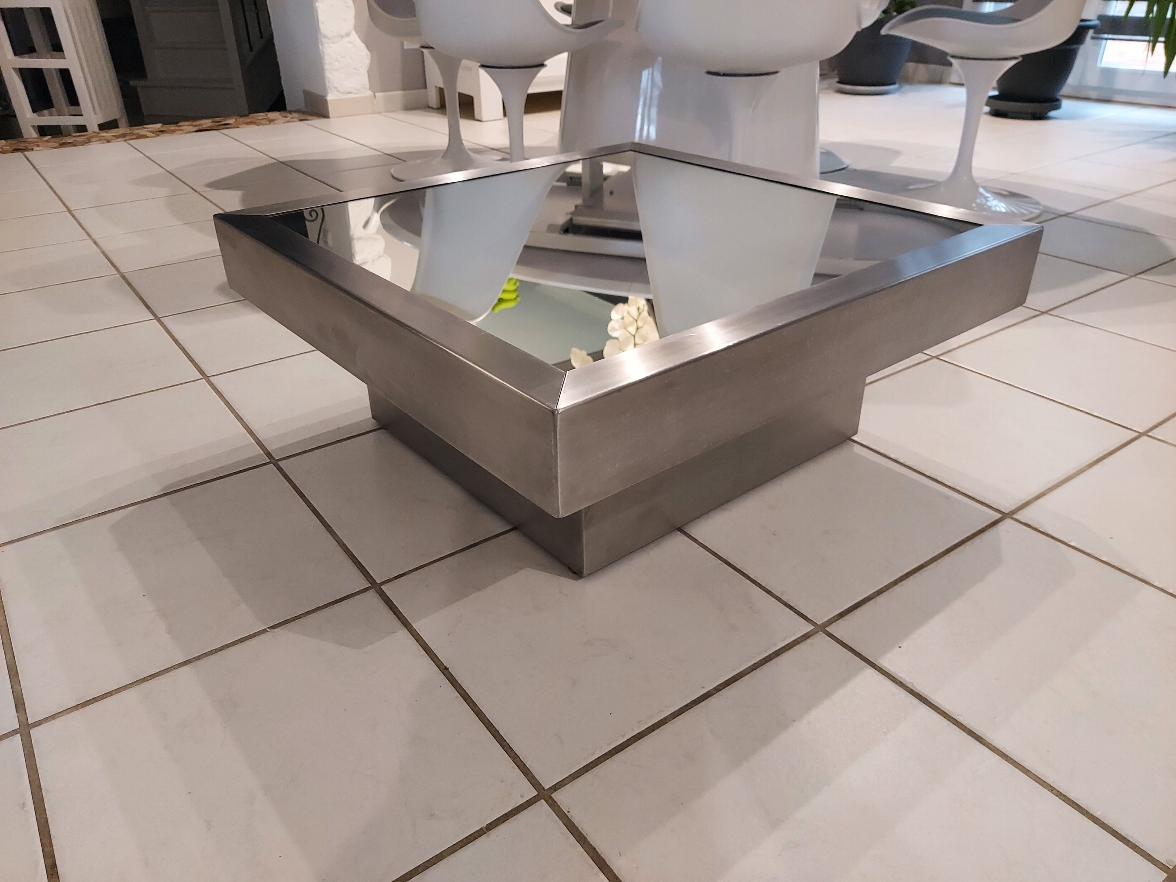 Living room coffee table Vintage design 1970s