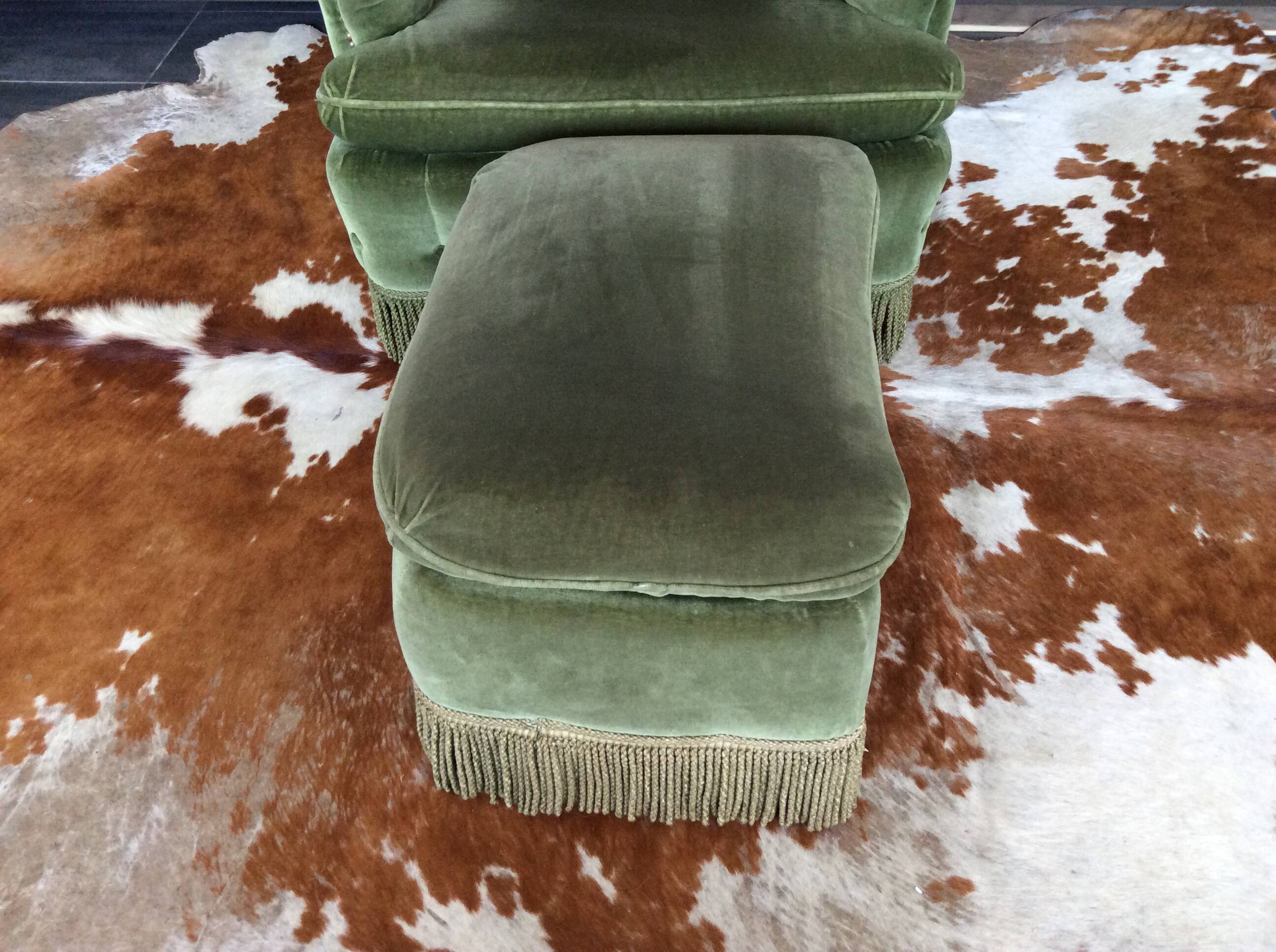 Fauteuil crapaud et repose-pieds
