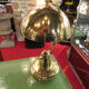 Lampe à poser en laiton doré