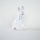 Figurine de chien en porcelaine, années 1960, fabriquée en Europe.