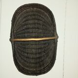 Panier plat en osier et cordage noir