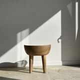 Quadripod chair with round seat and small back in natural monoxyl mango wood