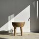 Chaise quadripode assise ronde à petit dossier en manguier naturel monoxyle