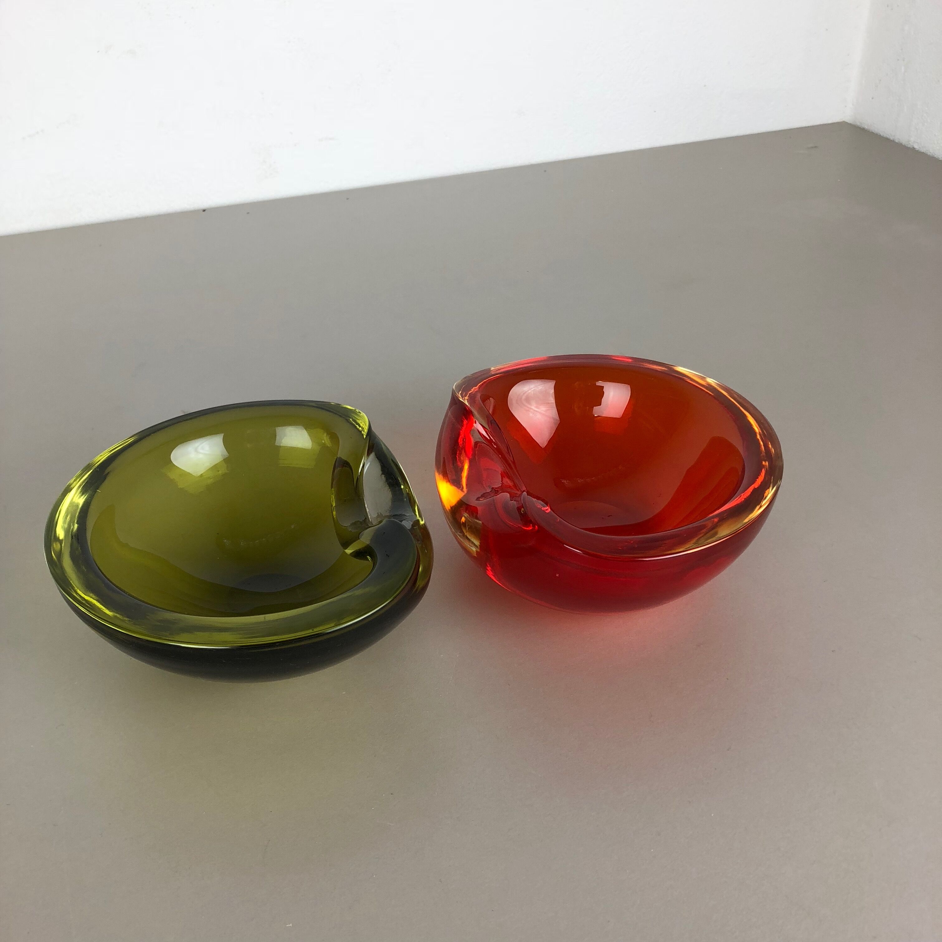 Murano Sommerso glass shell bowls Cenedese Vetri, 1960s