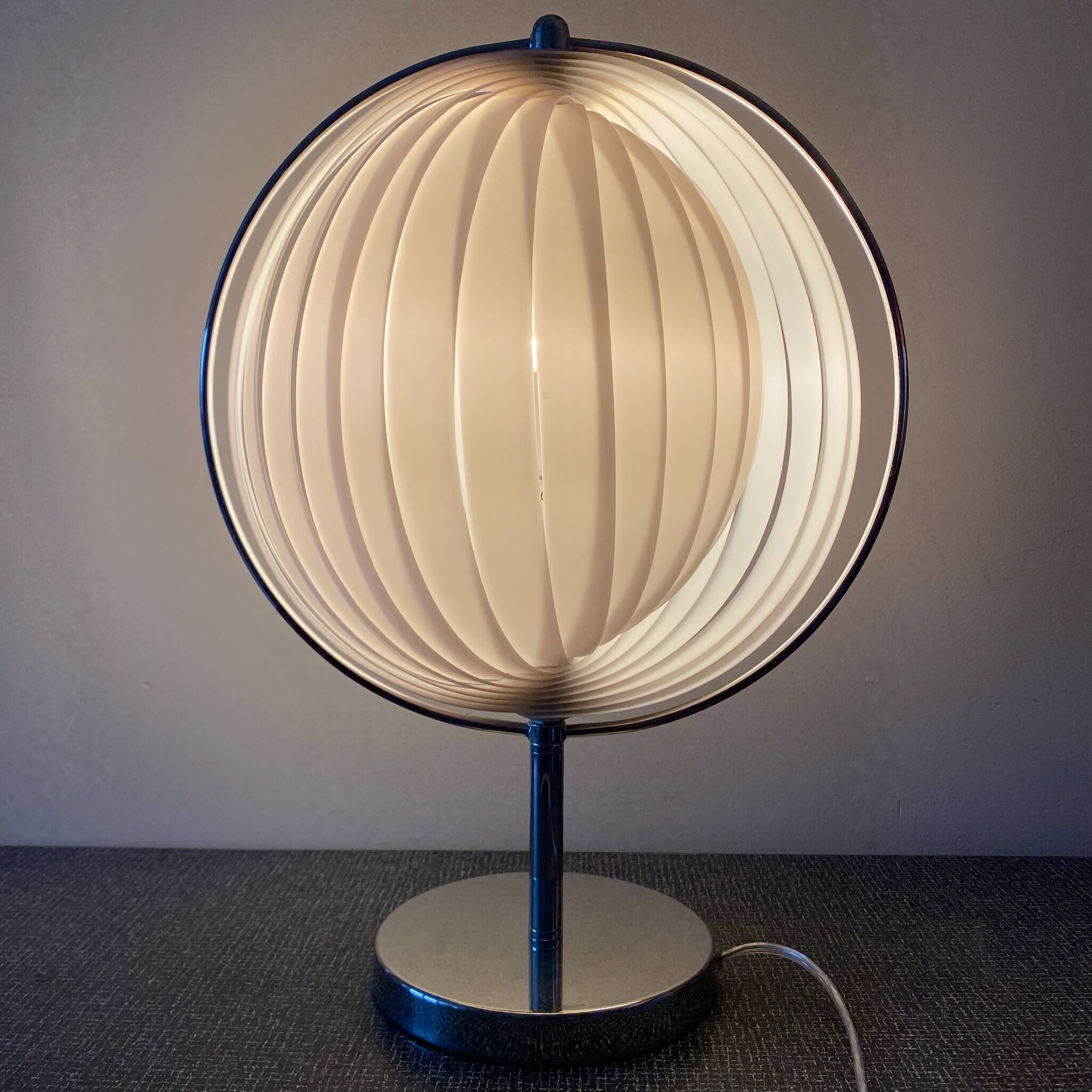 Vintage KARE Design Moon Lamp