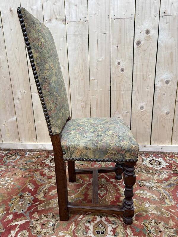 Série de 5 chaises de style Louis XIII