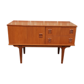 Enfilade scandinave des années 60 avec pieds fuseaux