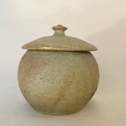 Bonbonnière en céramique beige et fleurs orange pot vintage 1970 sucrier