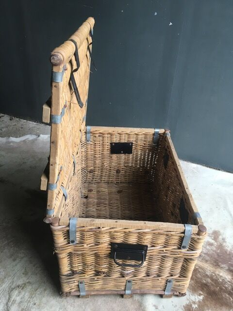 Wicker trunk 1930 Long 75cm