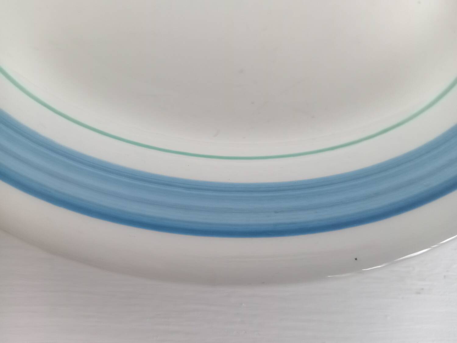 2 assiettes à dessert