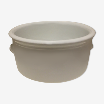 White ceramic dish