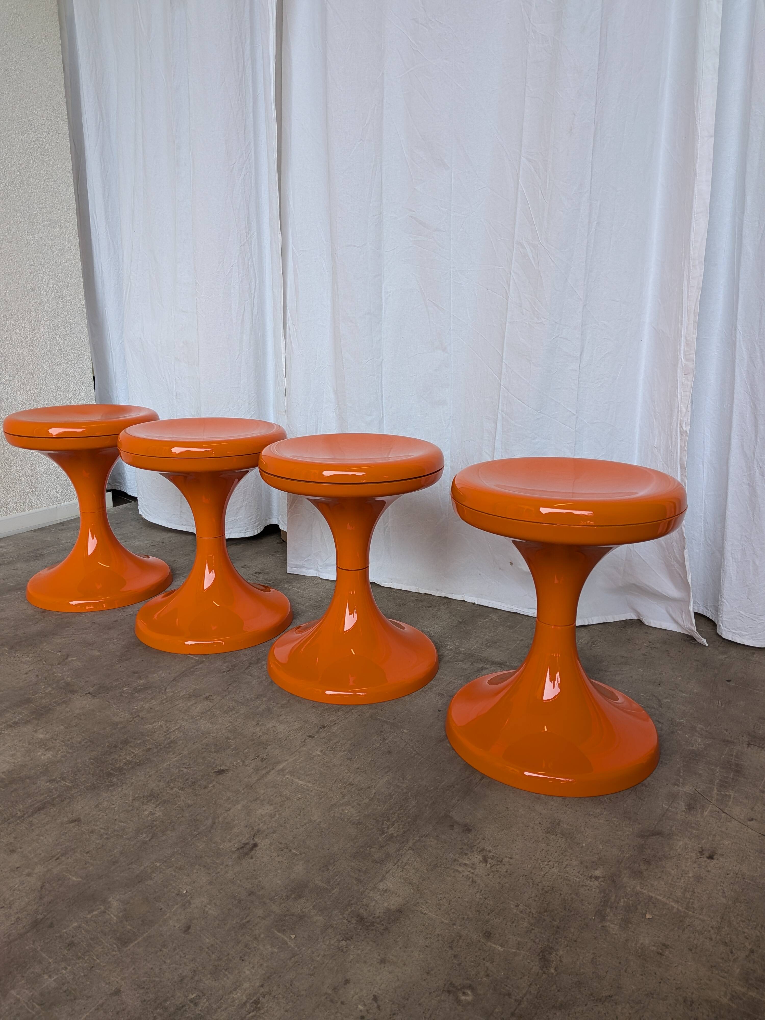 Set of 4 Vintage Mushroom Stool “Jurček” by Meblo, Retro Orange 1960s – Spa