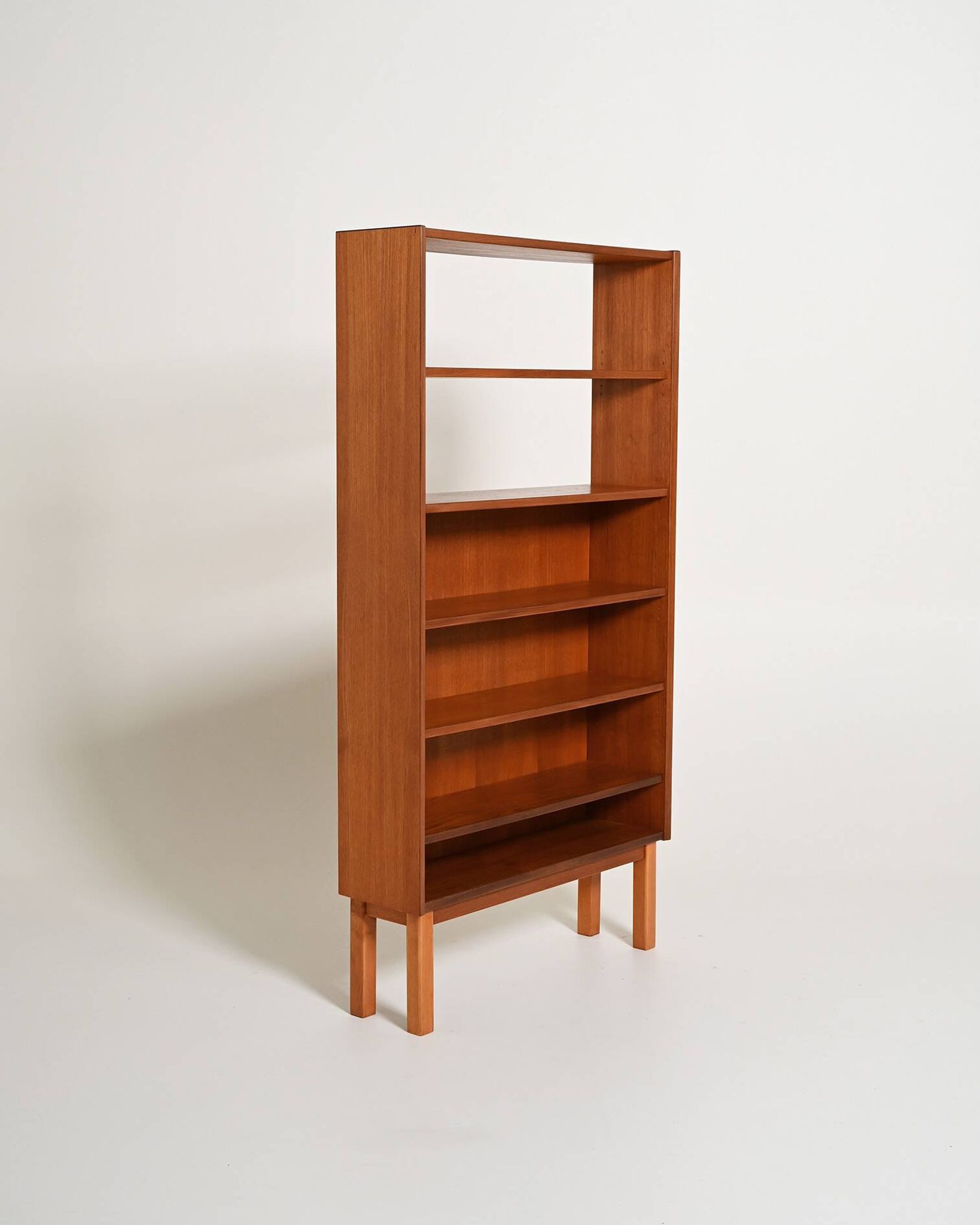 Bibliothèque en teck scandinave, années 1960