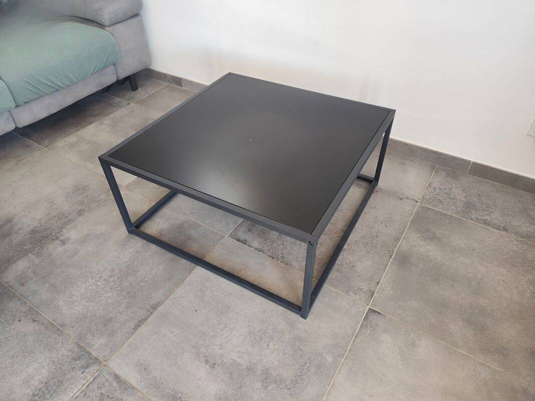 Table basse style industrielle métal 80 x 80
