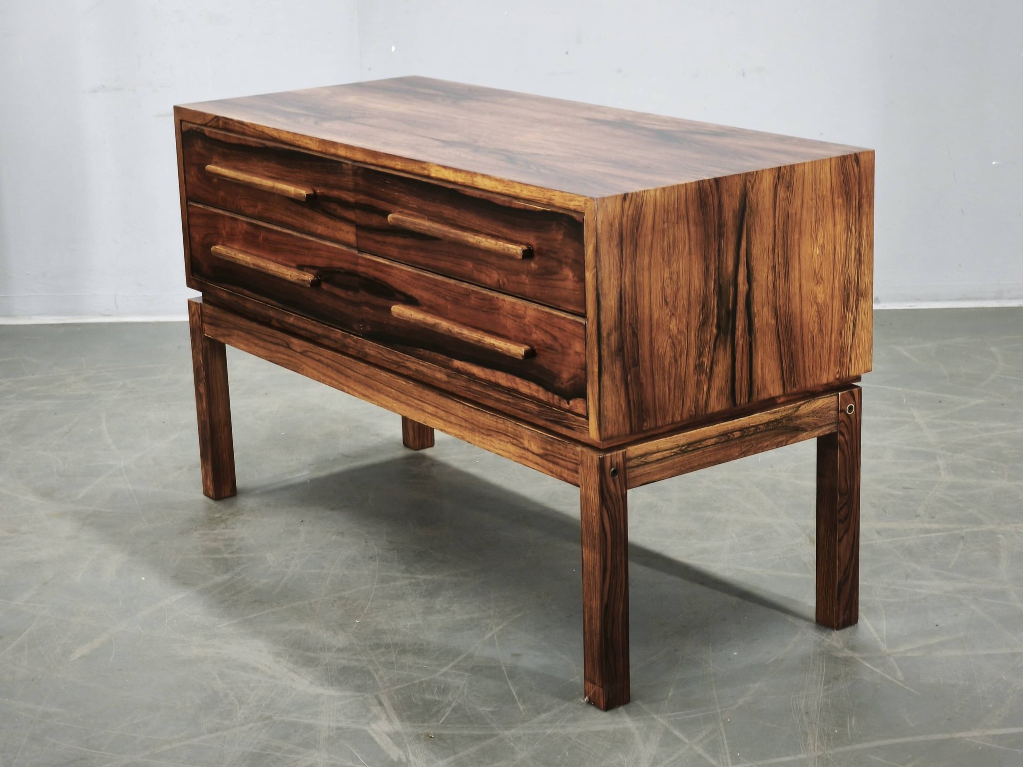 Commode en palissandre danoise de style mid-century modern, années 1960