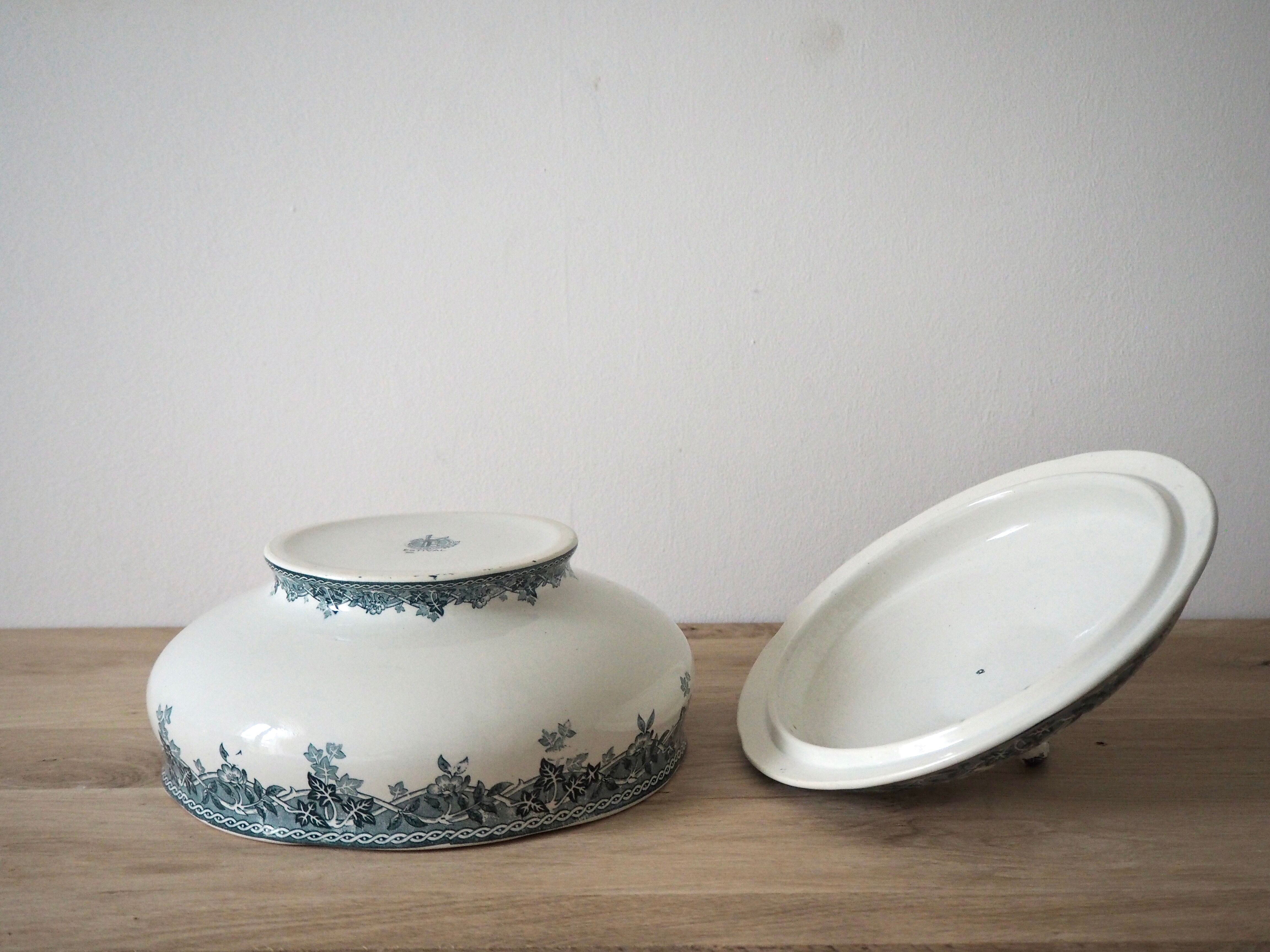 Terre de Fer tureen, summer model