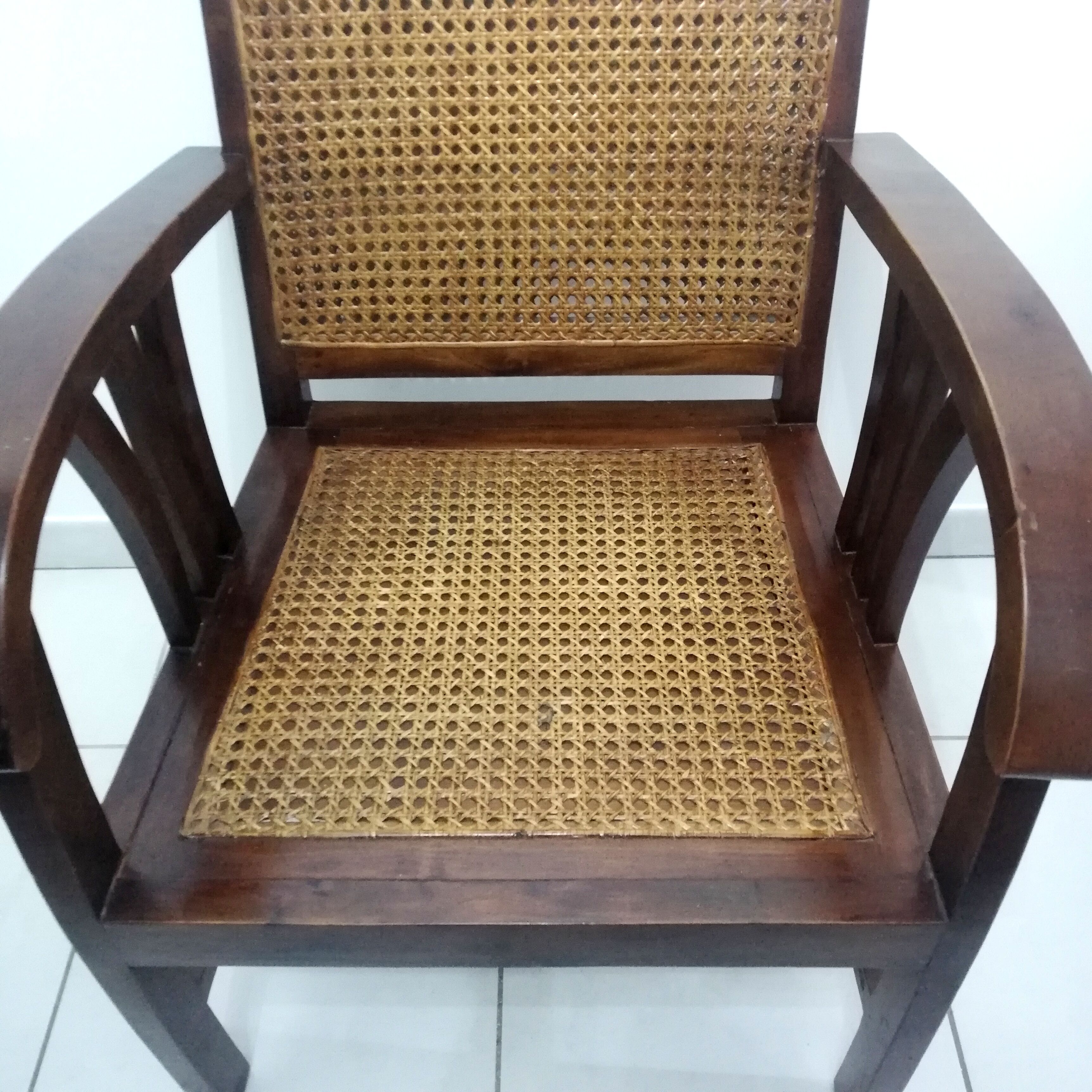 Fauteuil colonial en acajou et cannage