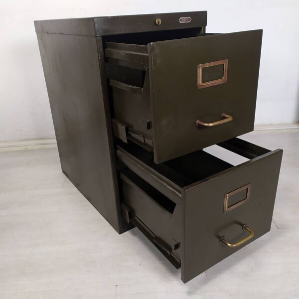 Meuble classeur industriel